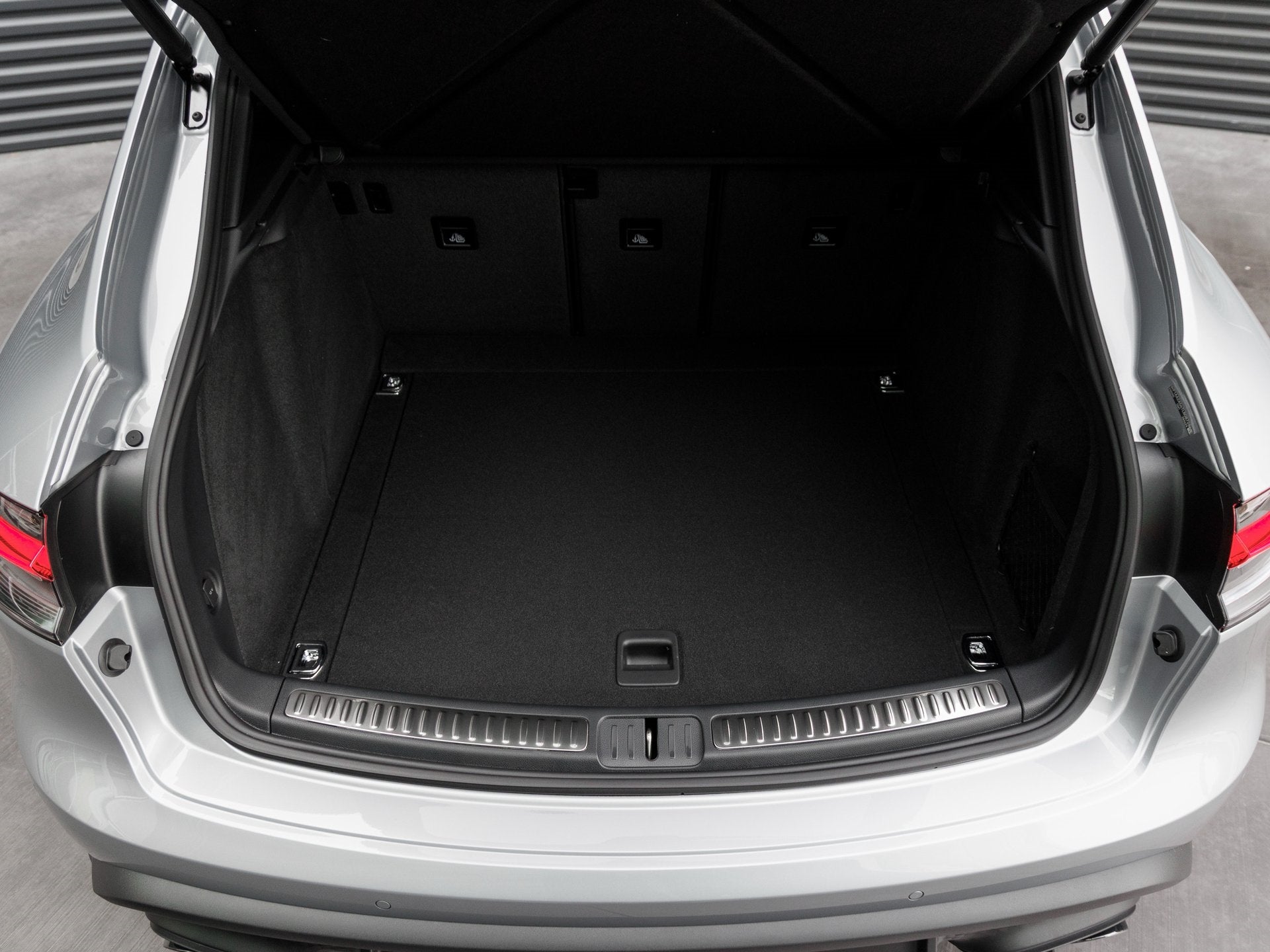 2026 Porsche Macan Macan T