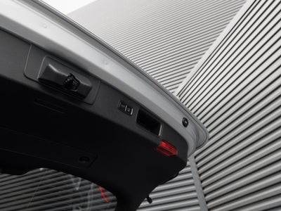 2026 Porsche Macan Macan T