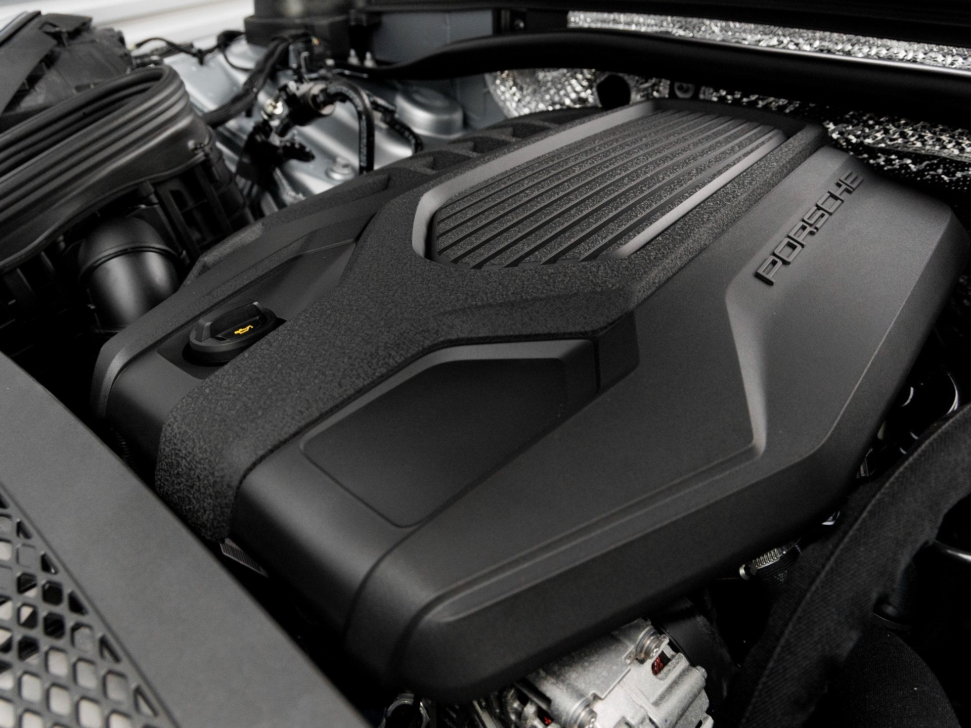 2026 Porsche Macan Macan T