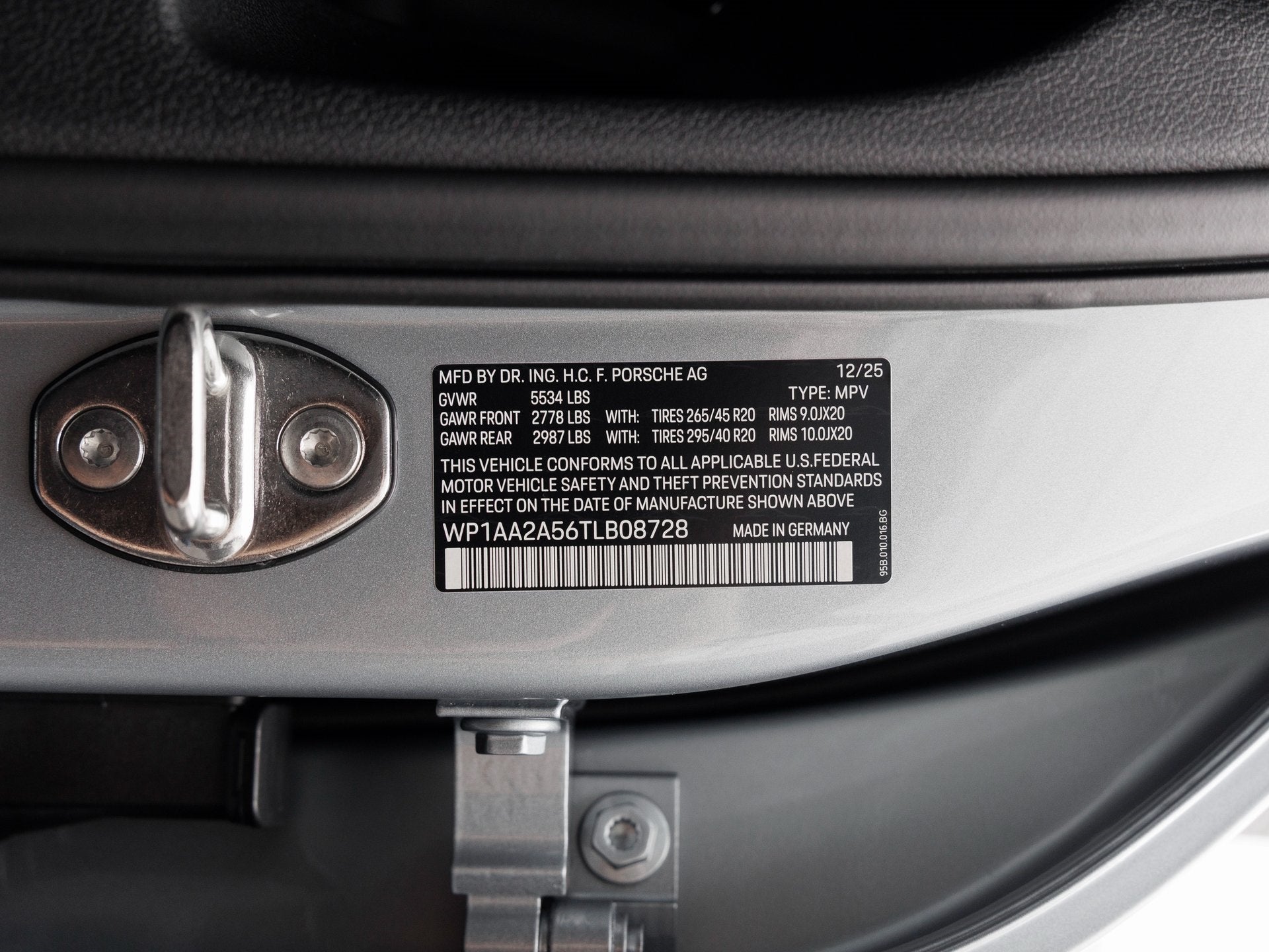 2026 Porsche Macan Macan T