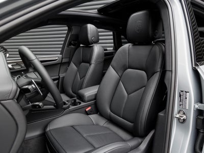 2026 Porsche Macan Macan T