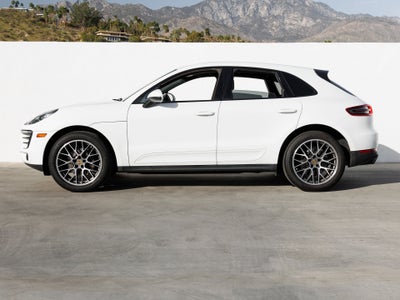 2018 Porsche Macan Macan Sport Edition