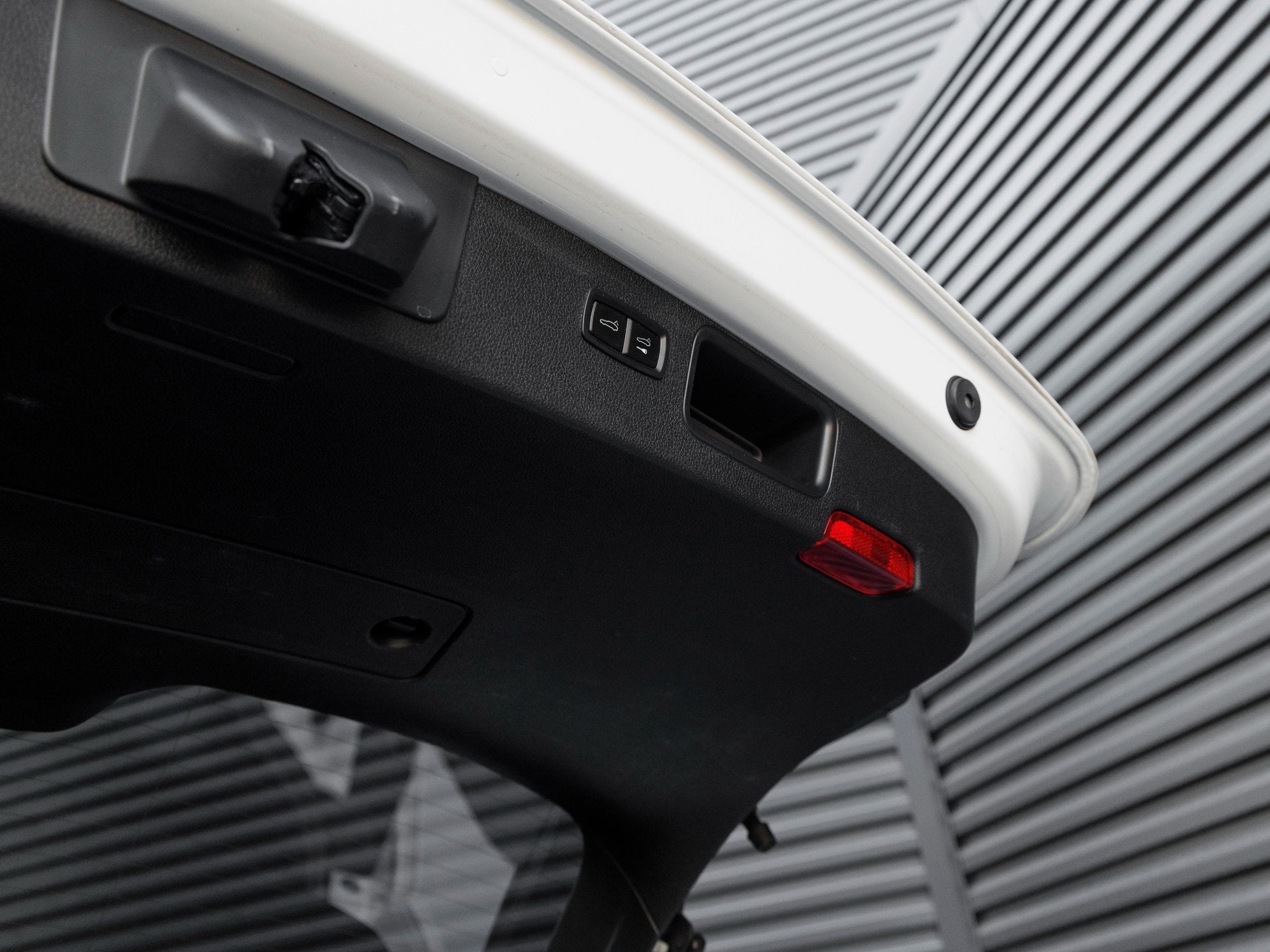 2018 Porsche Macan Macan Sport Edition