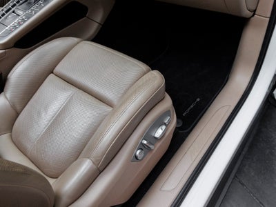 2018 Porsche Macan Macan Sport Edition