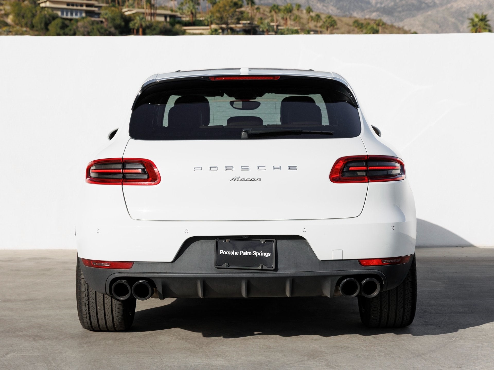2018 Porsche Macan Macan Sport Edition