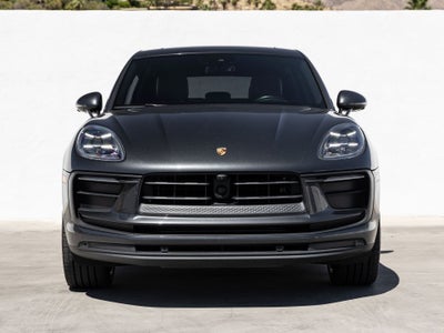 2023 Porsche Macan Base