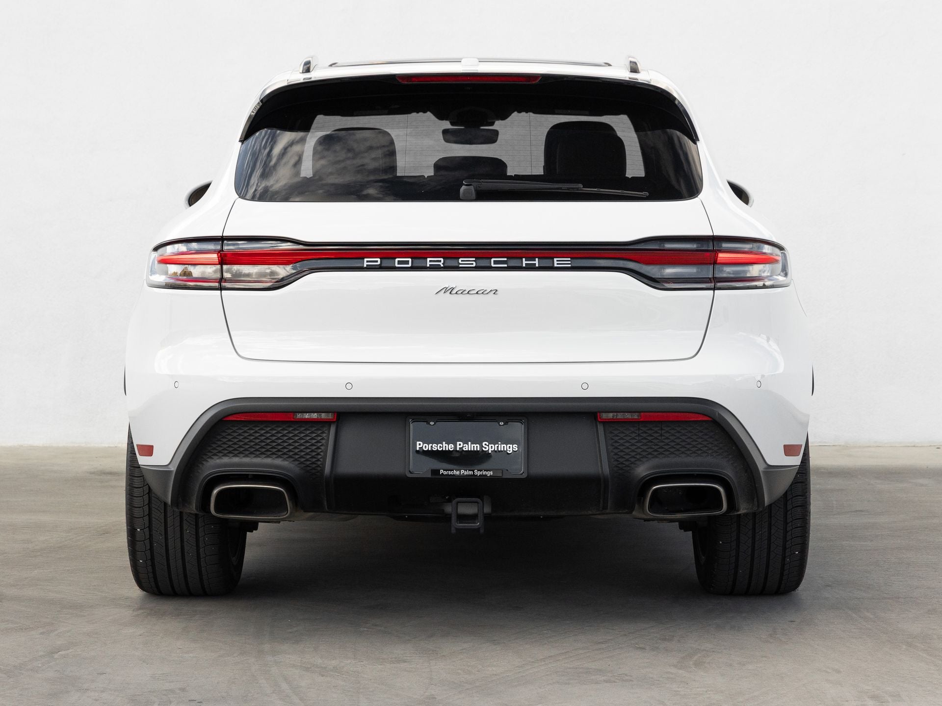 2025 Porsche Macan Base