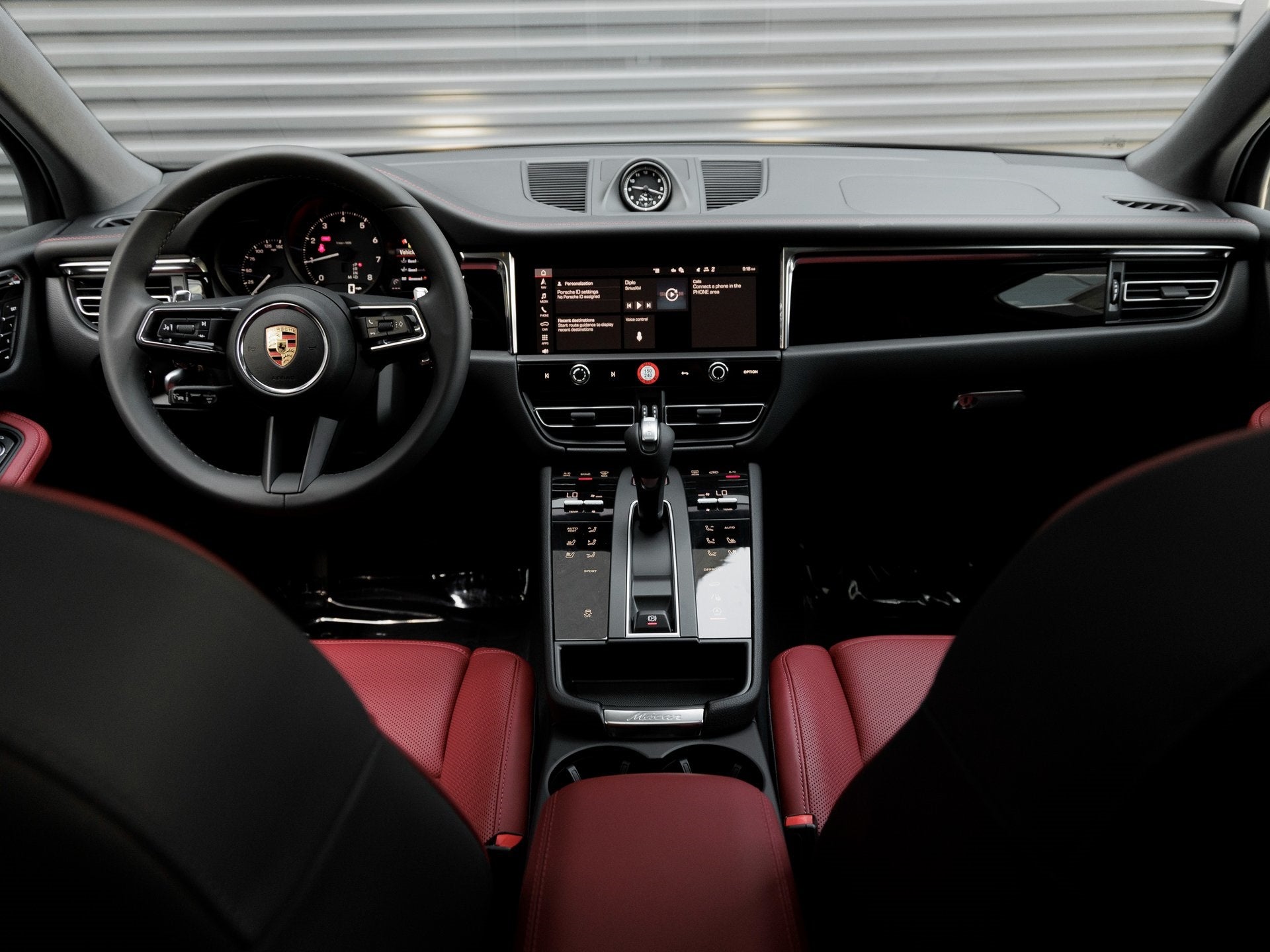 2025 Porsche Macan Macan