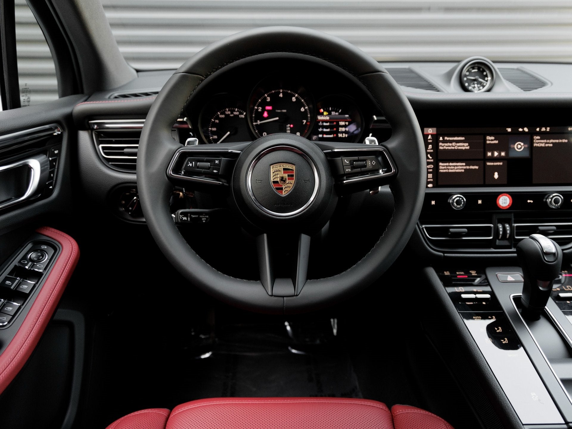 2025 Porsche Macan Macan