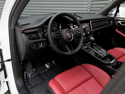2025 Porsche Macan Macan