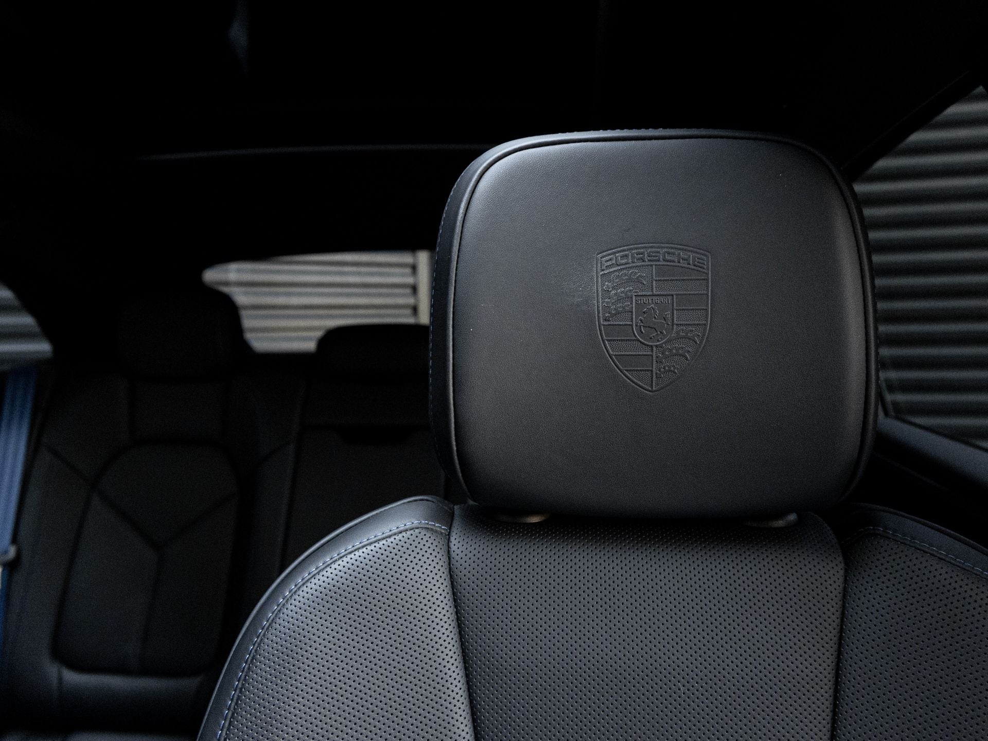 2025 Porsche Macan T