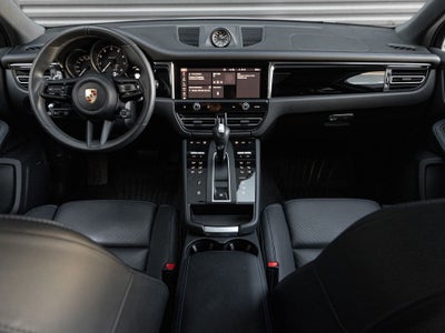 2025 Porsche Macan T