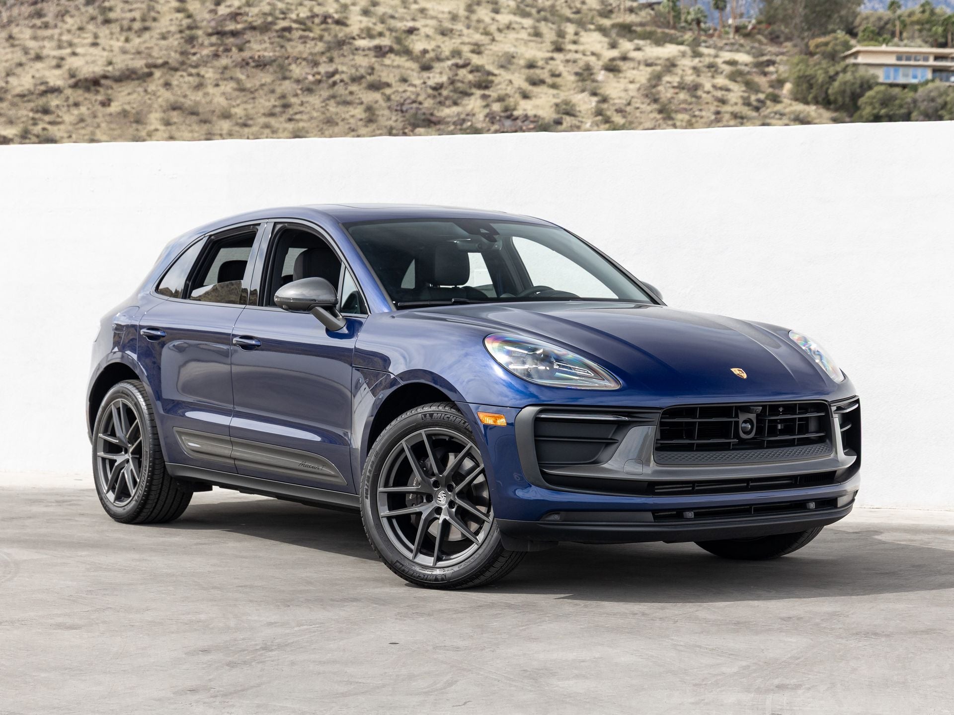 2025 Porsche Macan T