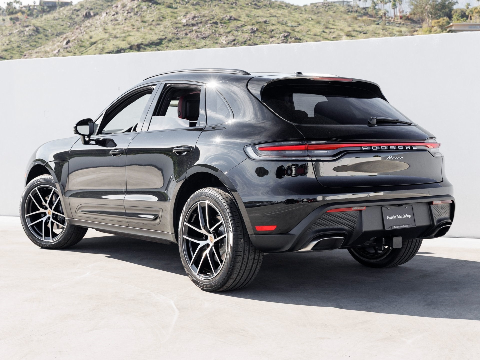 2026 Porsche Macan Macan