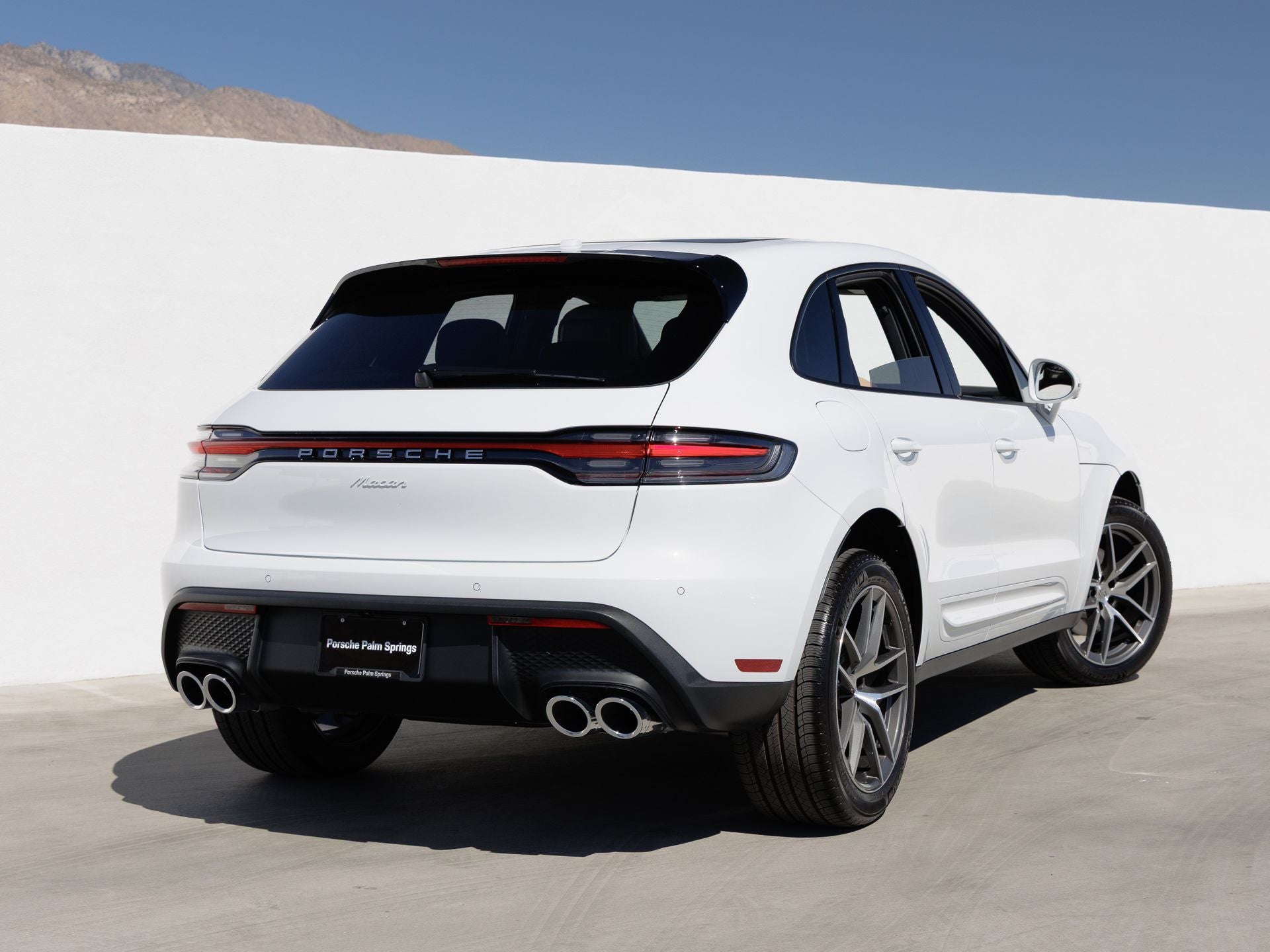2026 Porsche Macan Macan