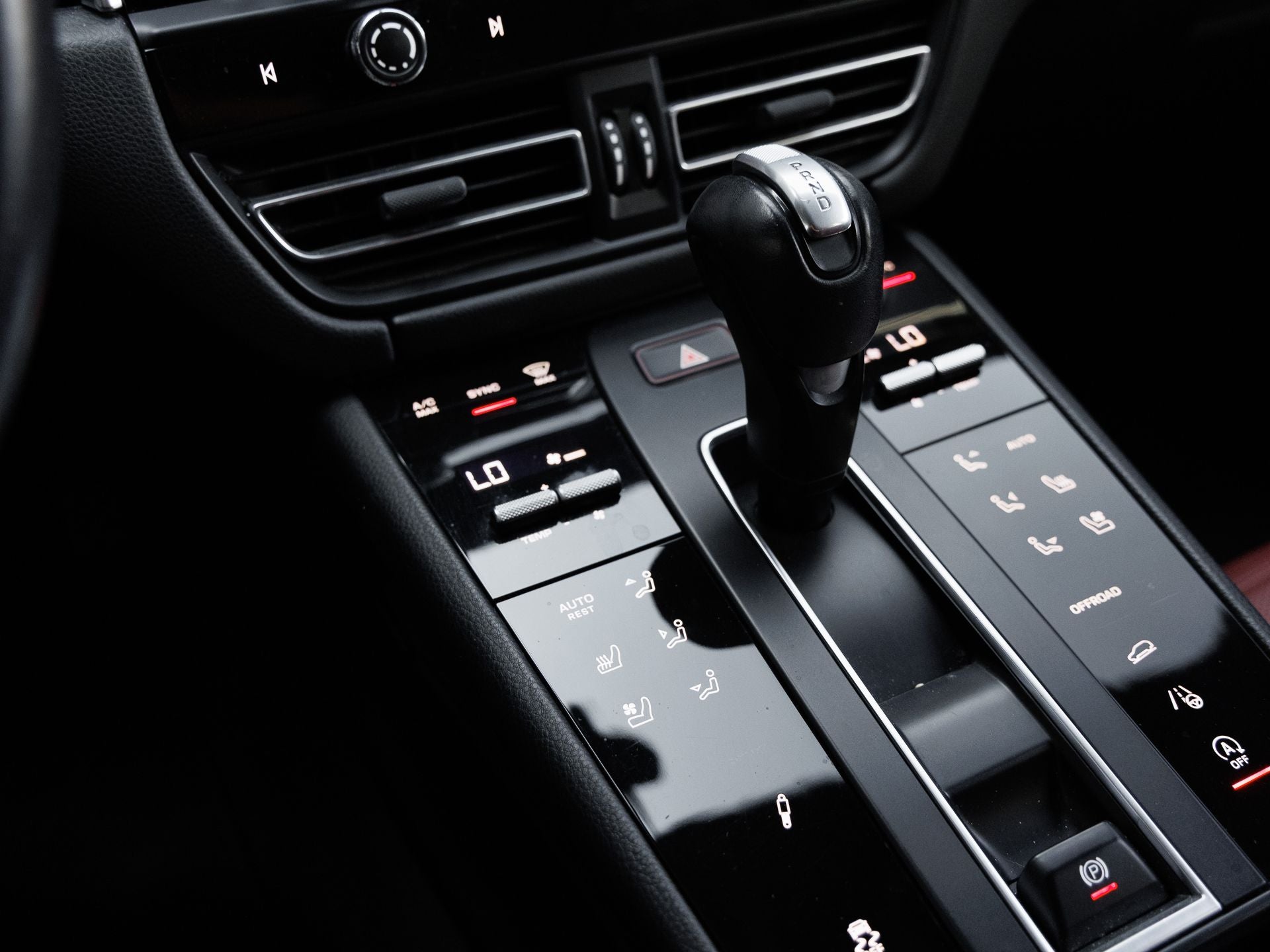 2023 Porsche Macan Macan