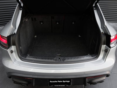 2023 Porsche Macan Macan