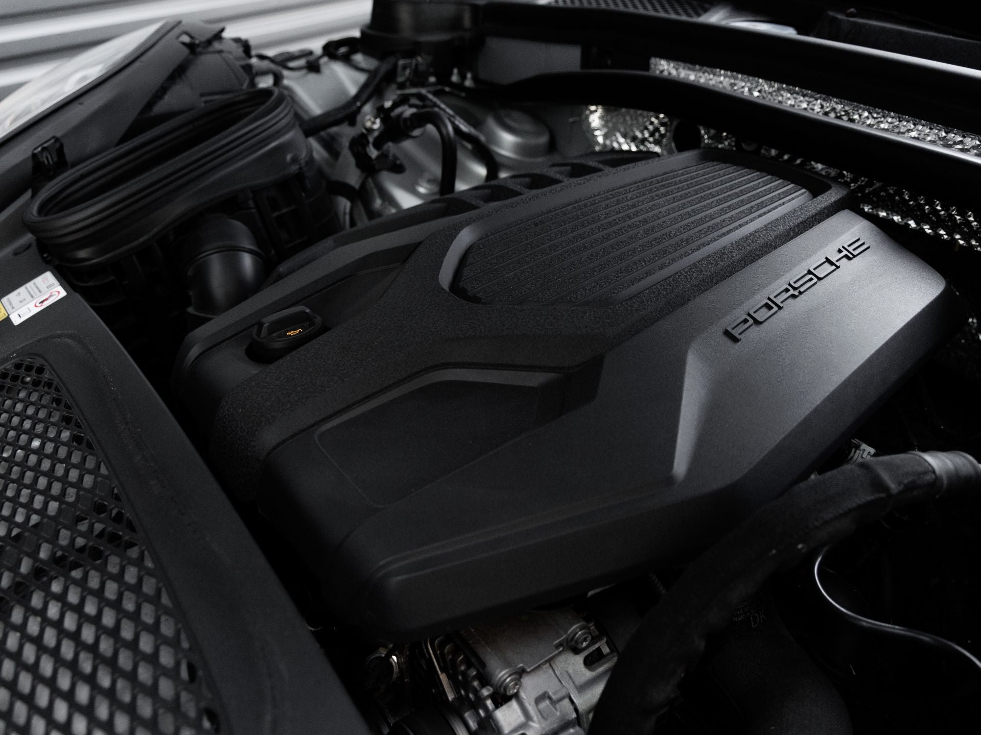 2023 Porsche Macan Macan