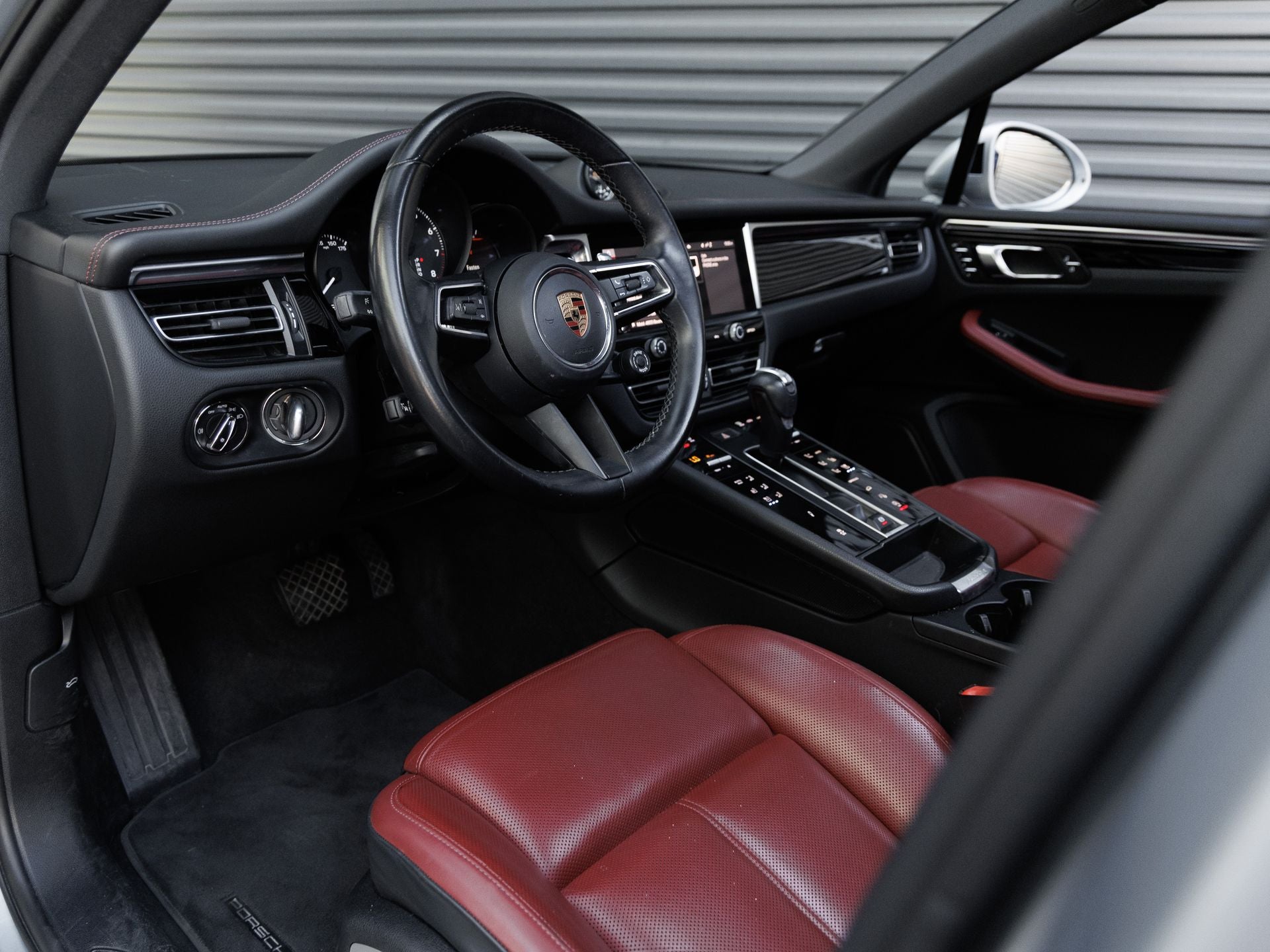 2023 Porsche Macan Macan