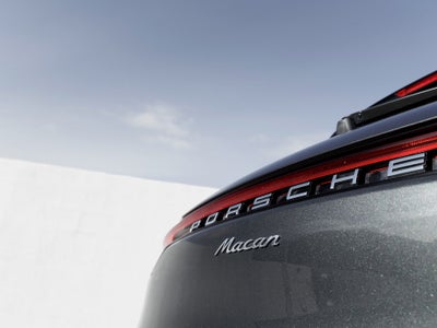 2025 Porsche Macan Macan