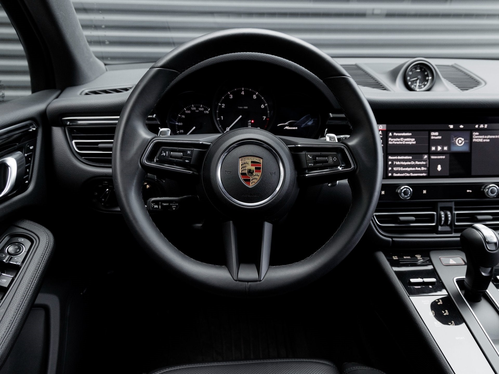 2025 Porsche Macan Macan