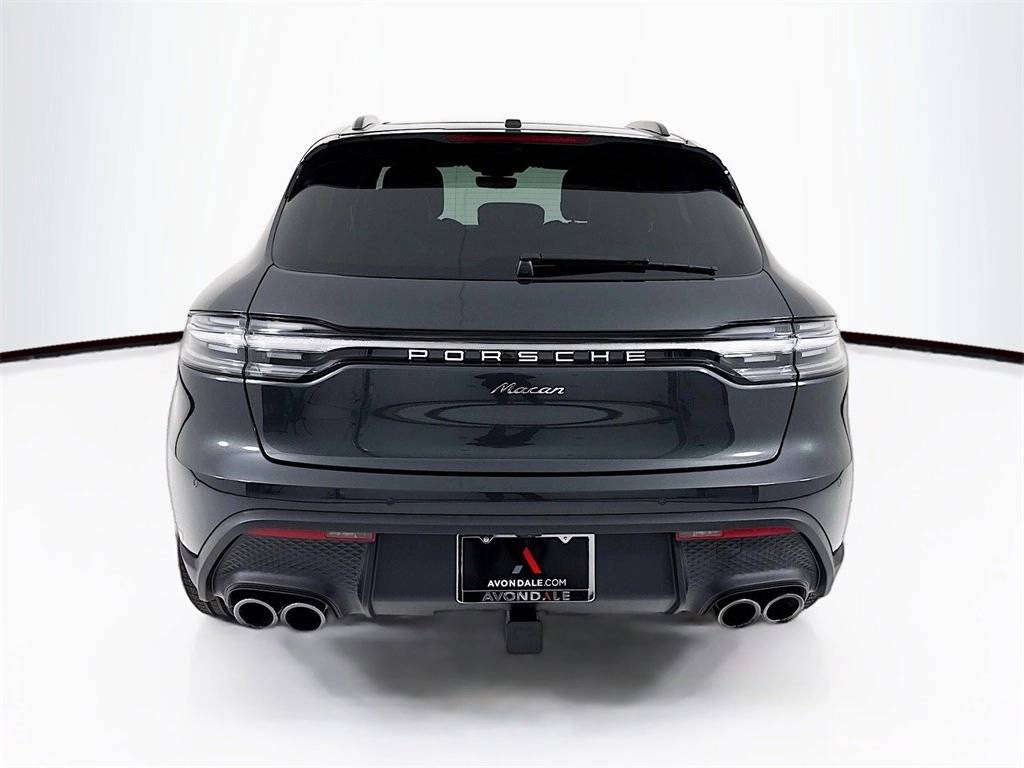 2026 Porsche Macan Macan