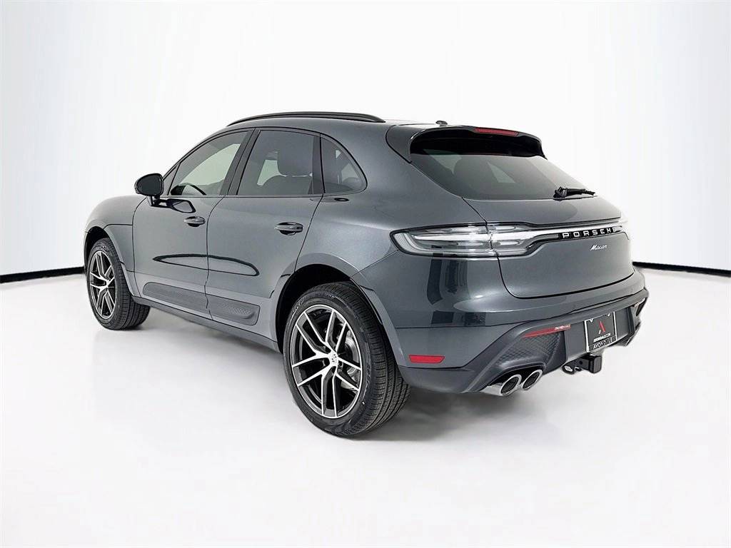 2026 Porsche Macan Macan