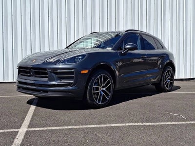 2026 Porsche Macan Base