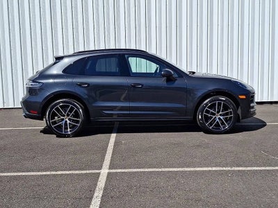 2026 Porsche Macan Base