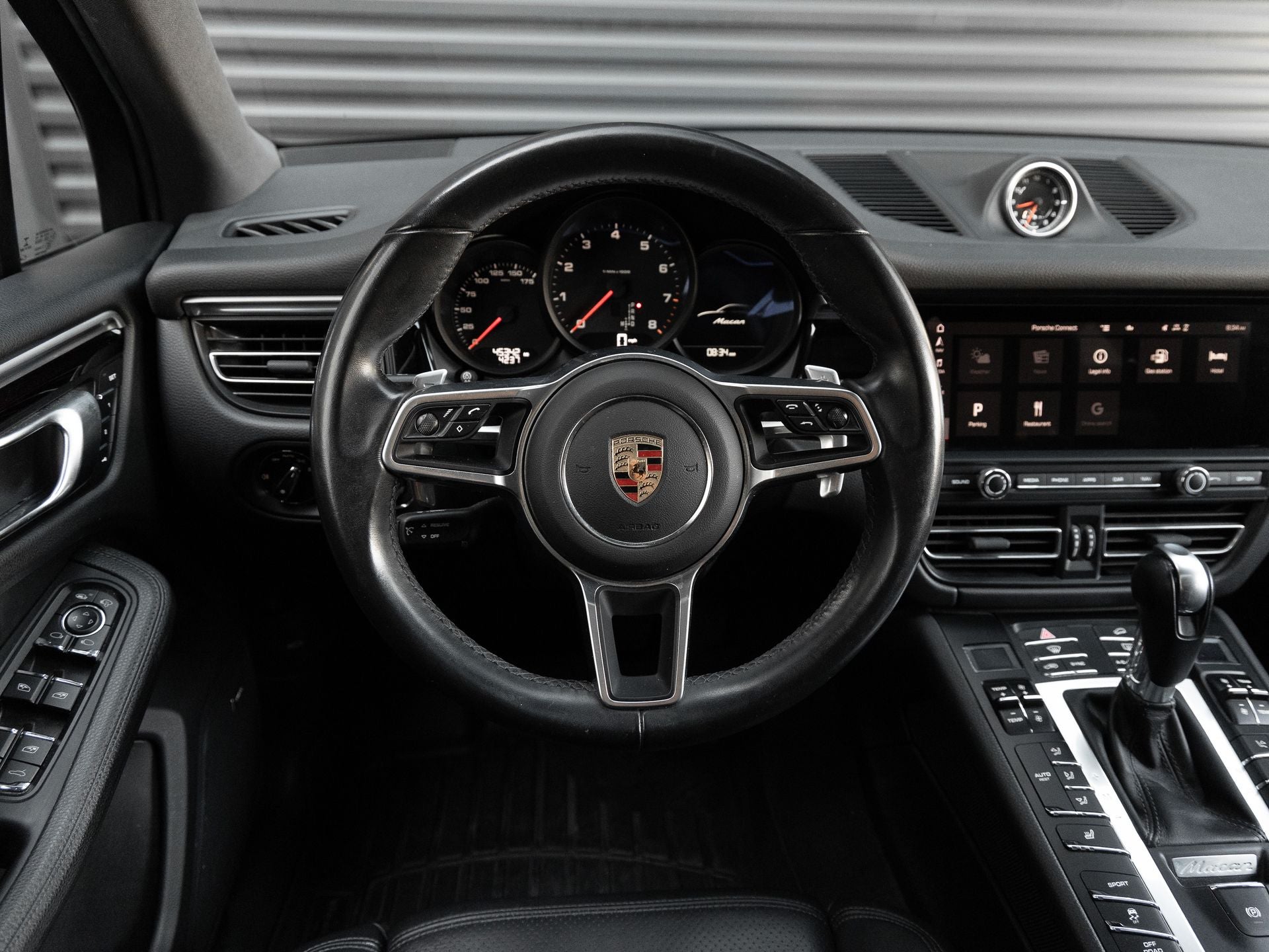 2021 Porsche Macan Macan