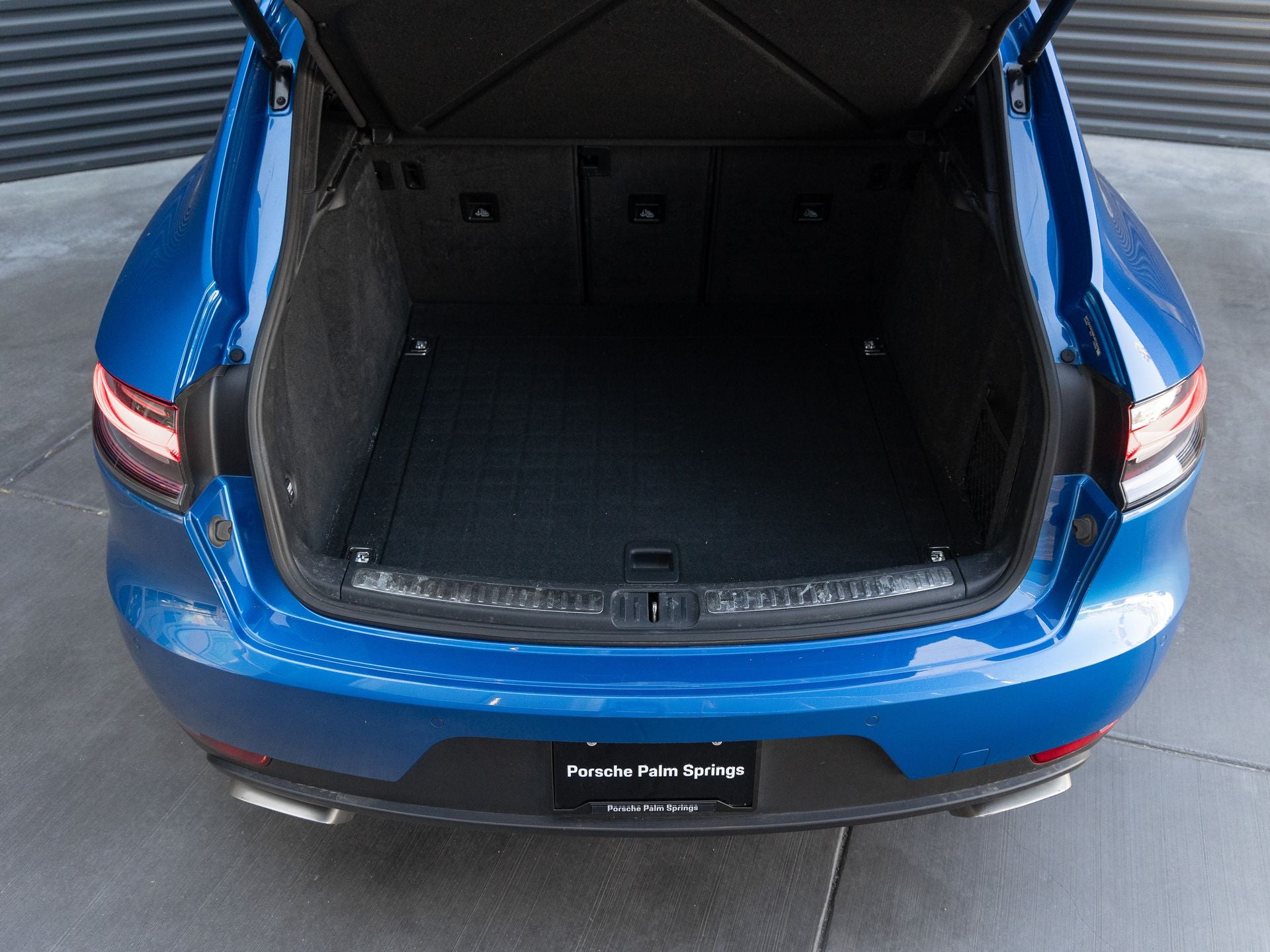 2021 Porsche Macan Macan