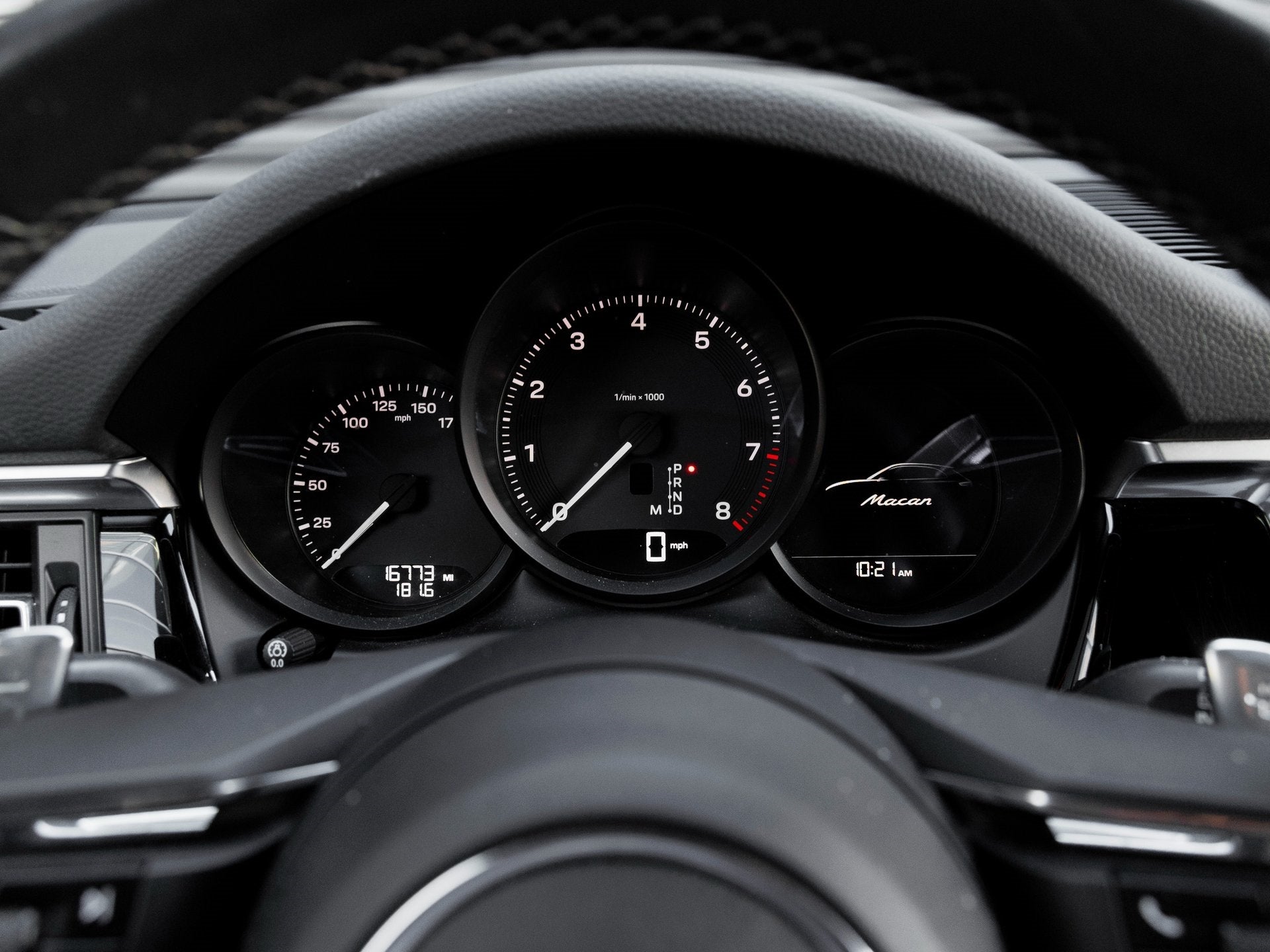 2023 Porsche Macan Macan (MY23)