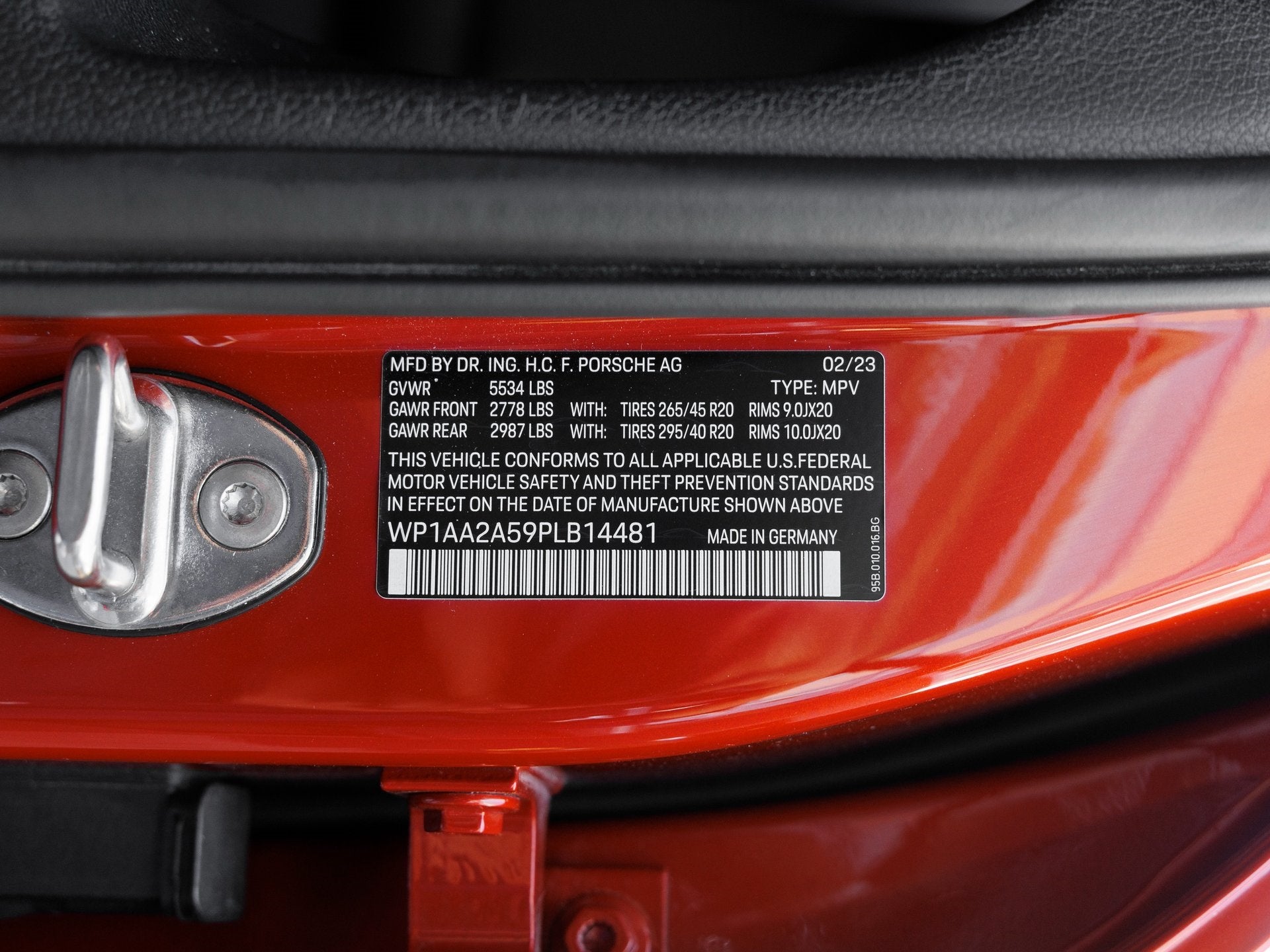 2023 Porsche Macan Macan (MY23)