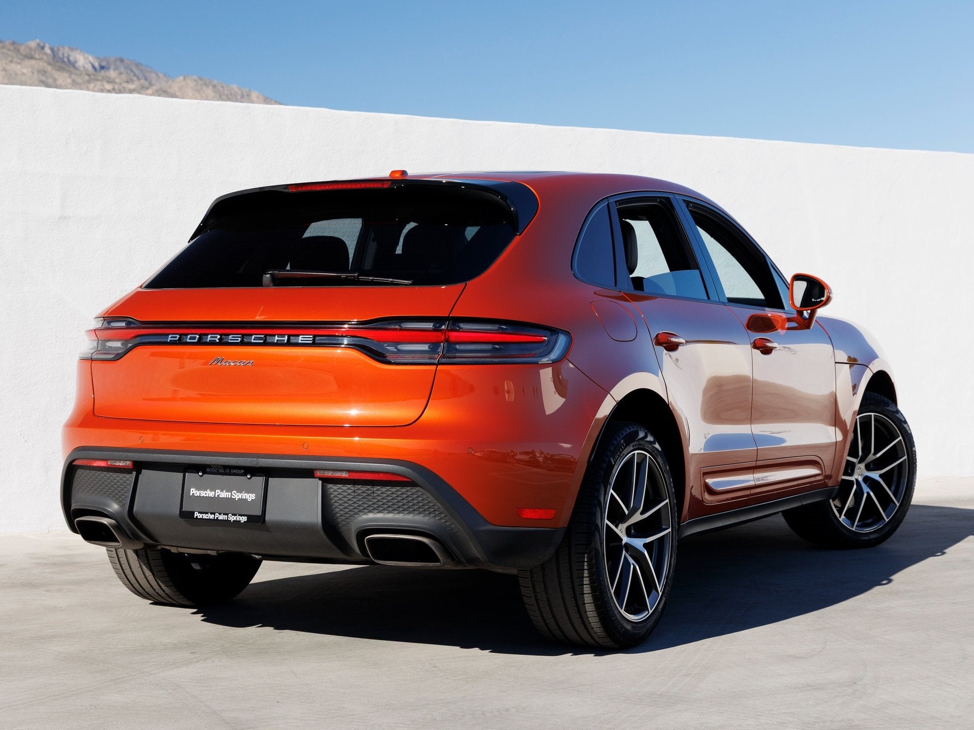 2023 Porsche Macan Macan (MY23)