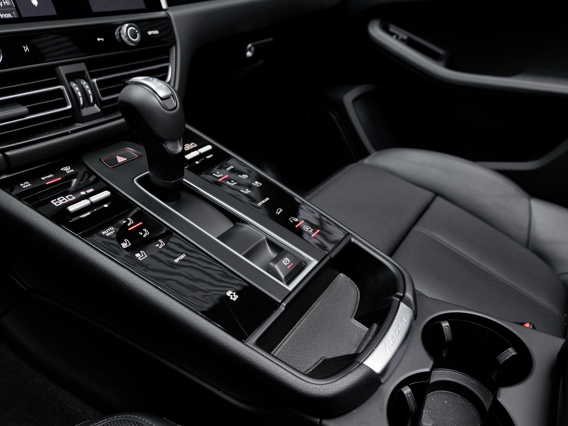 2025 Porsche Macan Macan