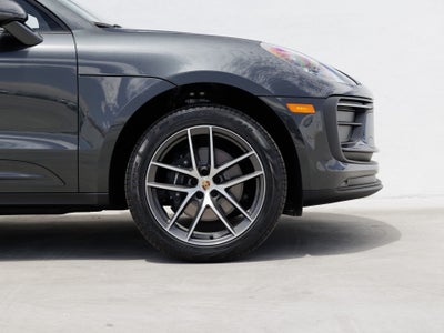 2025 Porsche Macan Macan