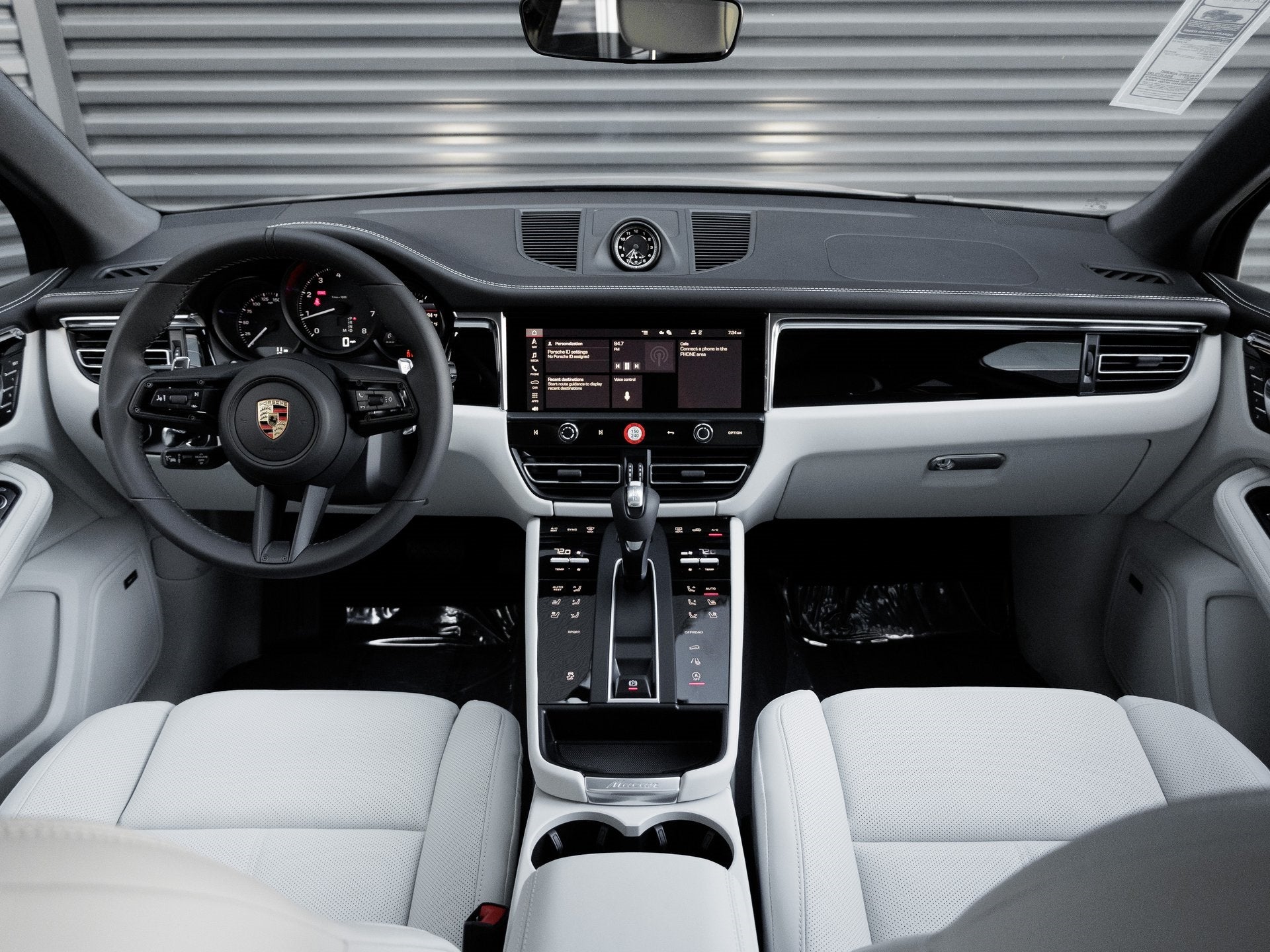 2025 Porsche Macan Macan