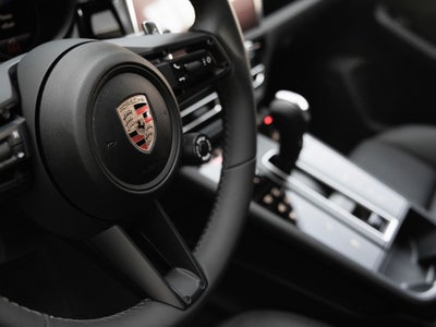 2026 Porsche Macan Macan T