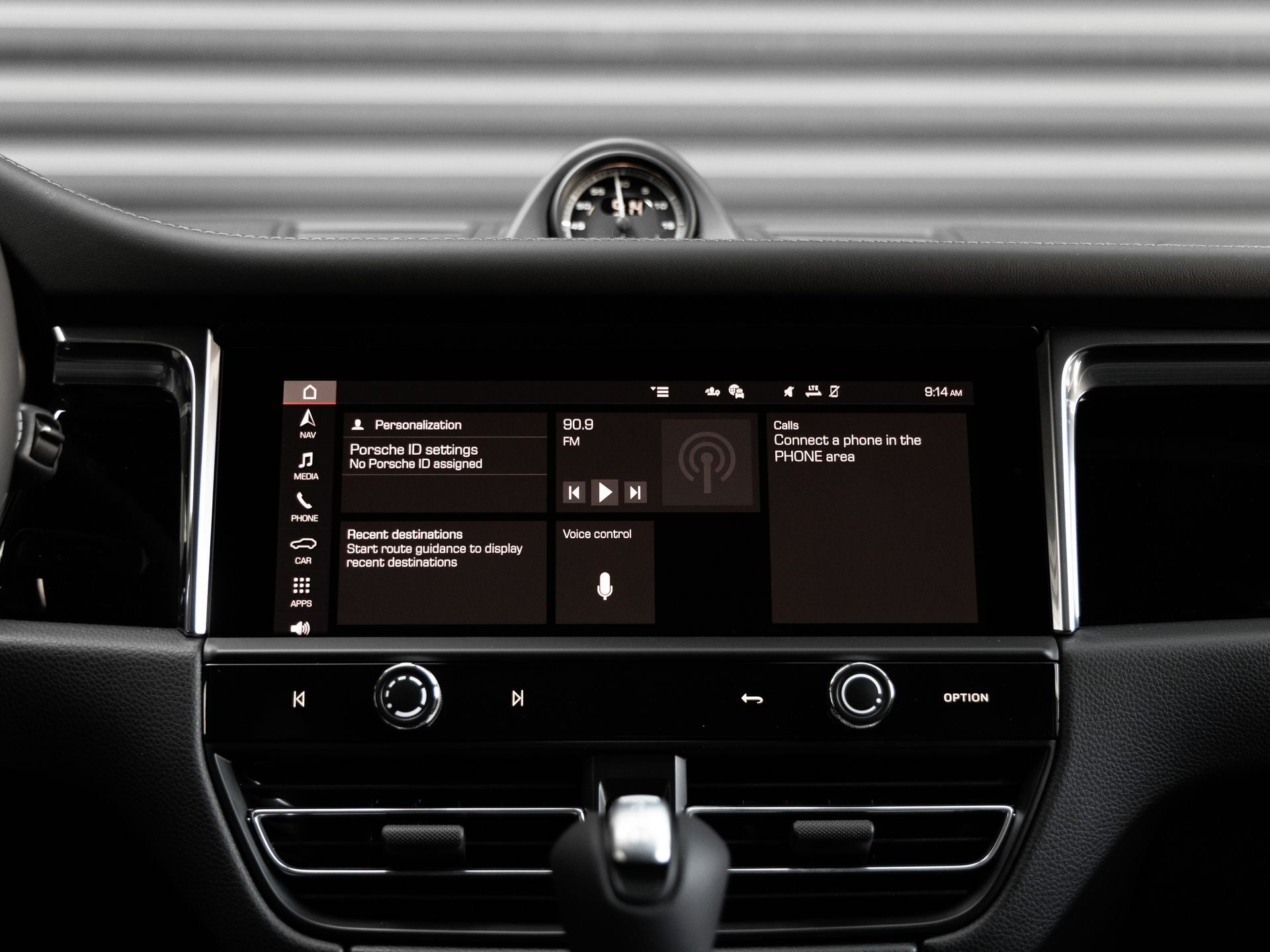 2026 Porsche Macan Macan T