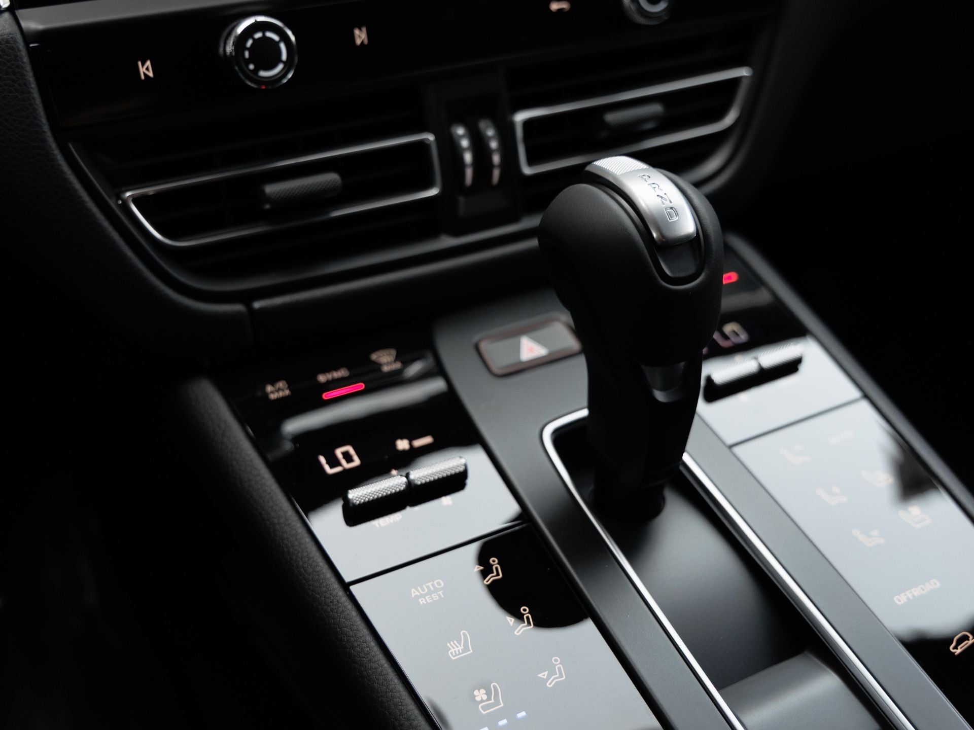 2026 Porsche Macan Macan T