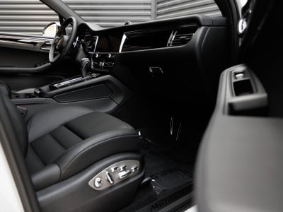 2026 Porsche Macan Macan T