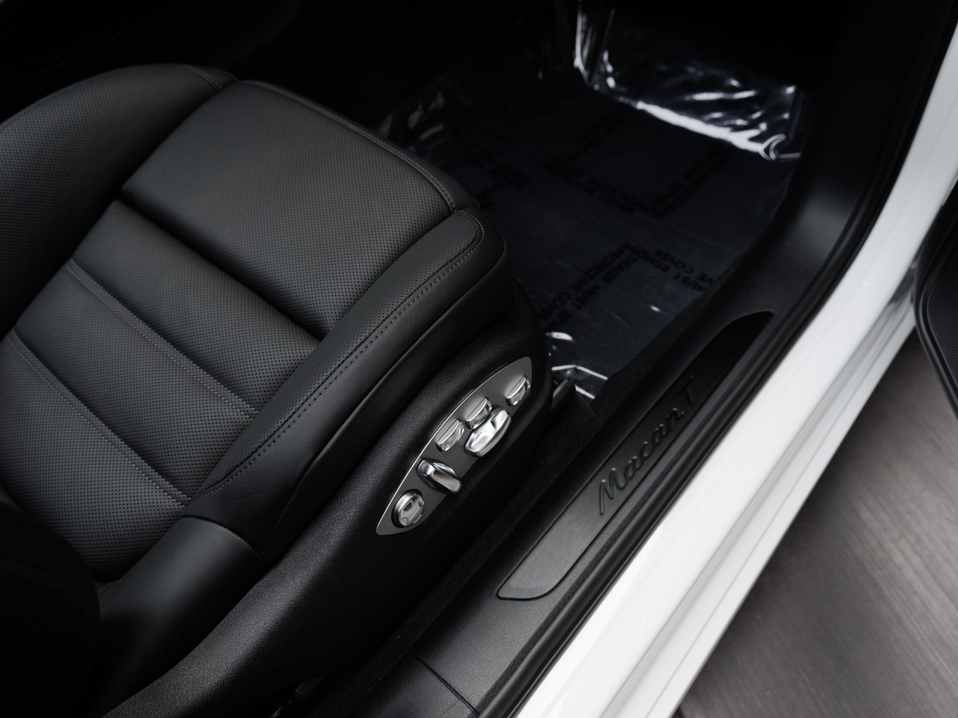 2026 Porsche Macan Macan T
