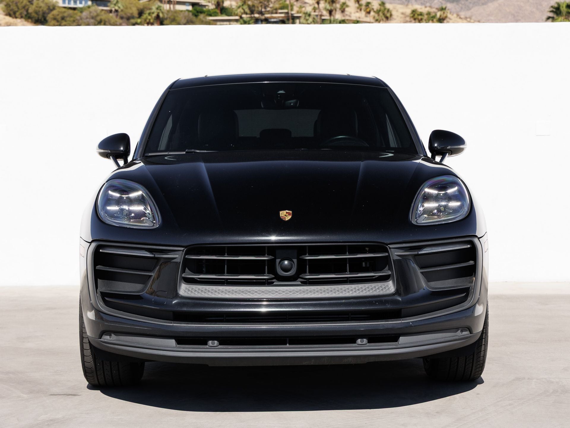 2023 Porsche Macan Base
