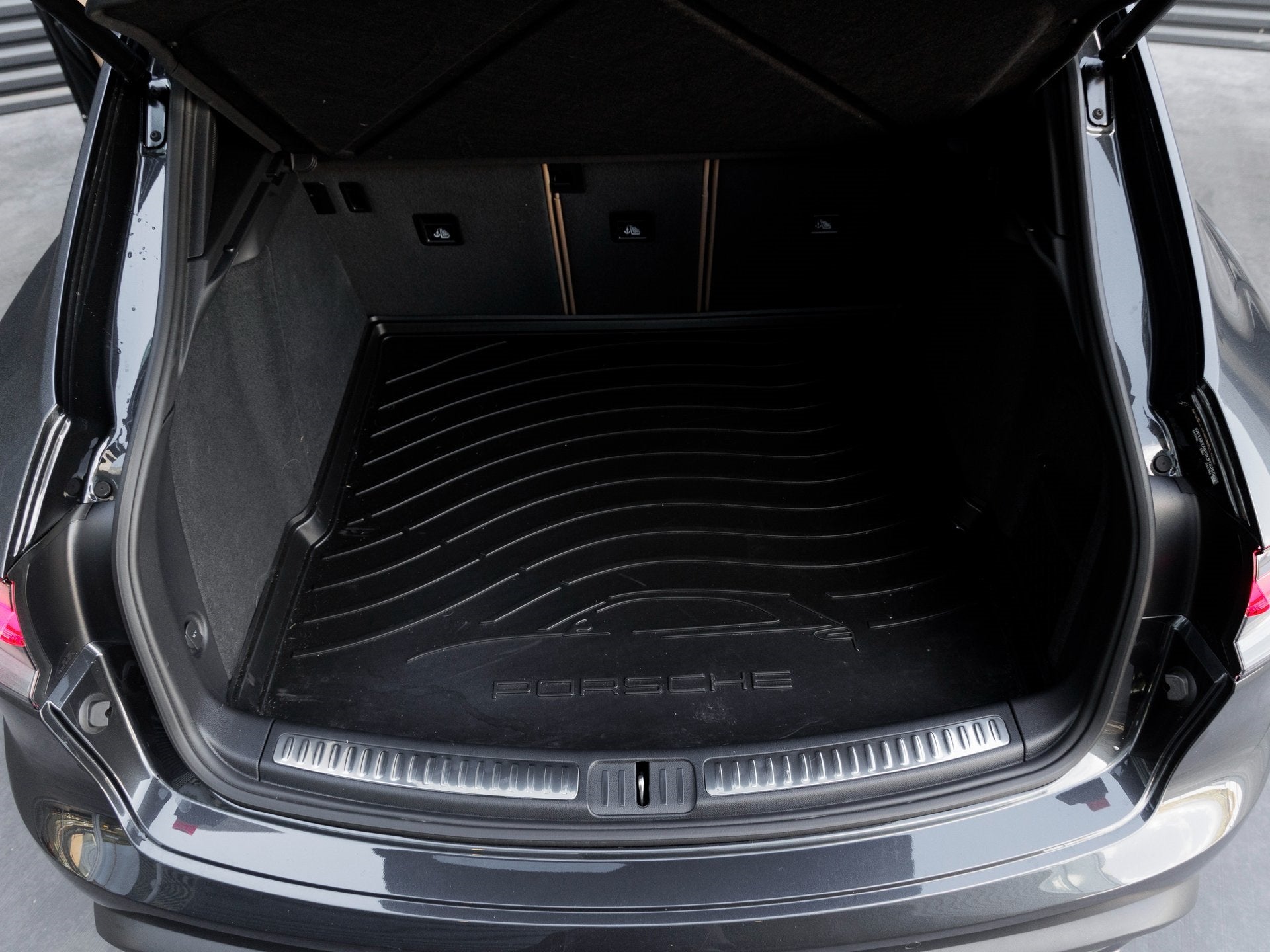 2025 Porsche Macan Macan