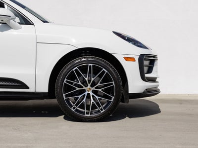 2026 Porsche Macan Macan