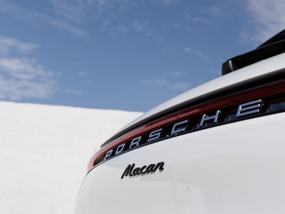 2026 Porsche Macan Macan