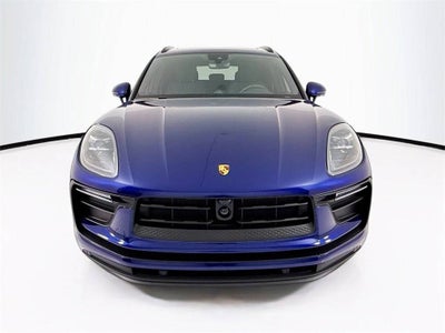 2026 Porsche Macan Macan