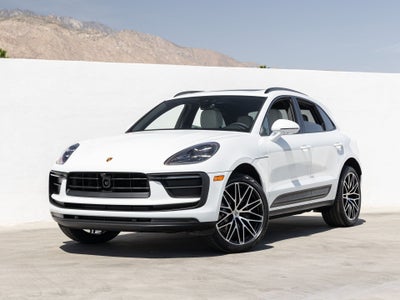 2026 Porsche Macan Base