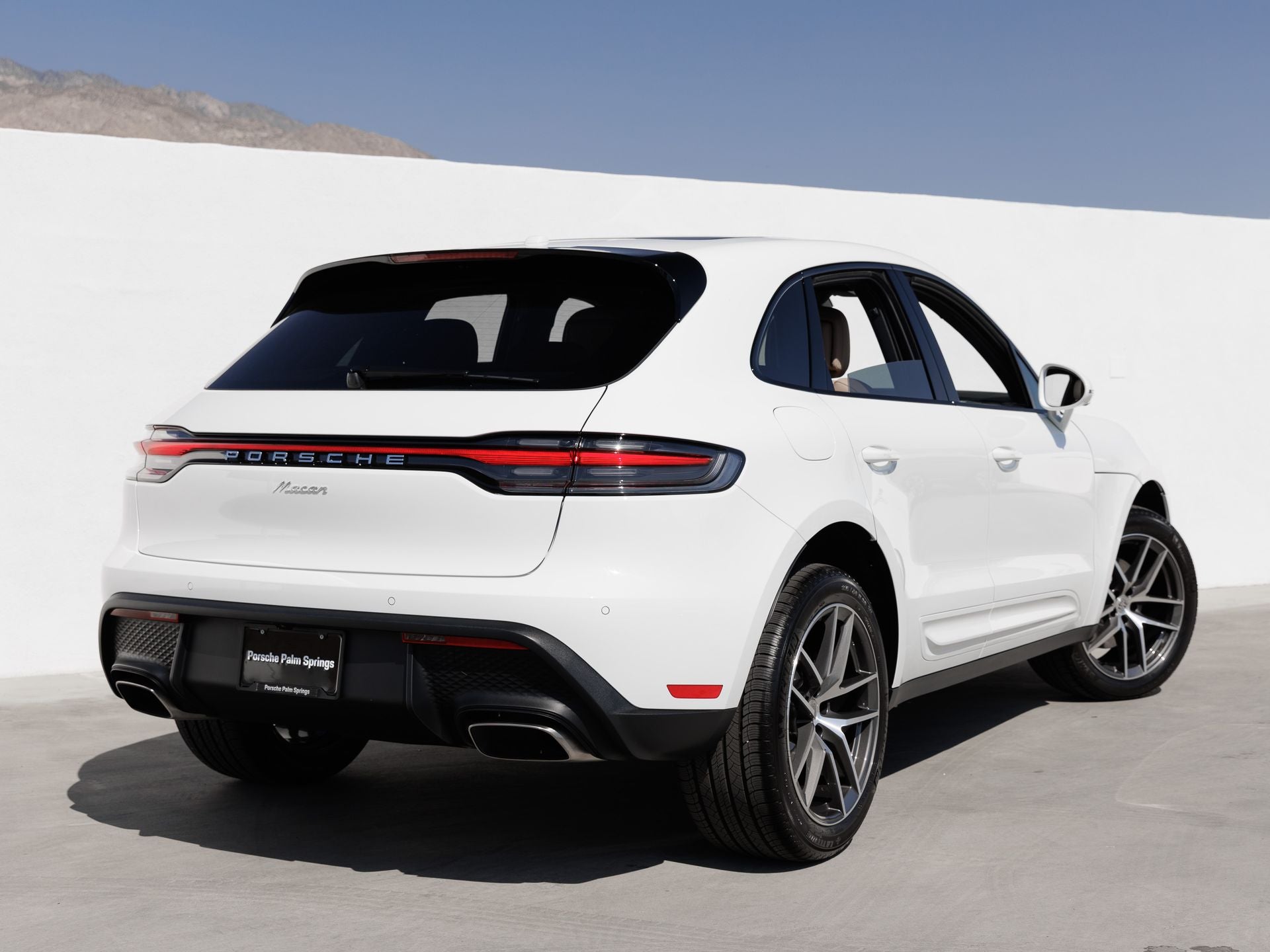 2026 Porsche Macan Macan