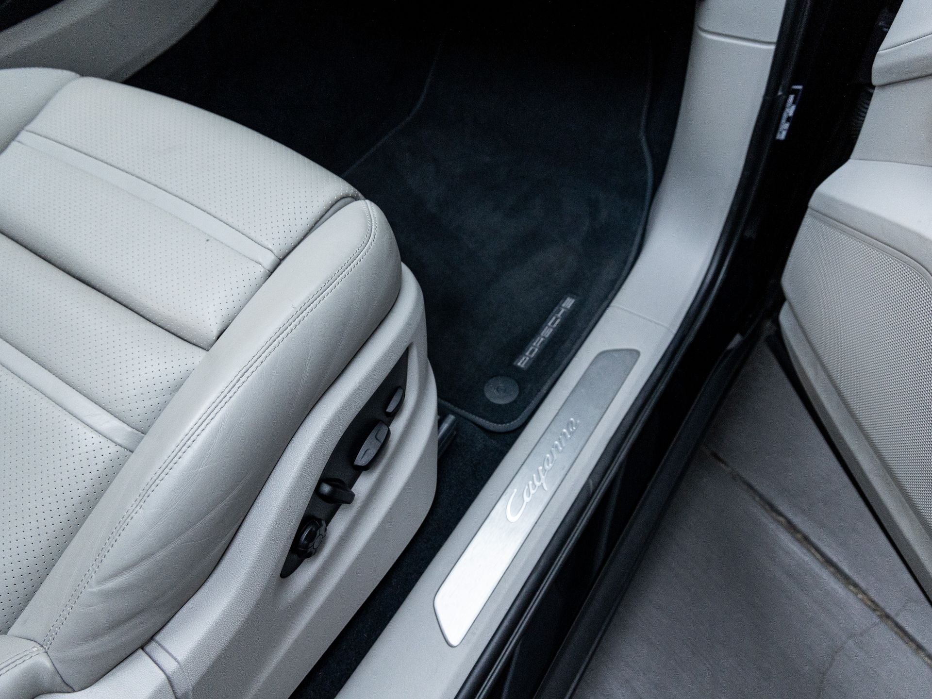 2023 Porsche Cayenne Cayenne (MY23)